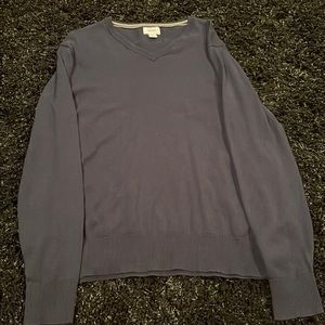 Old navy mens navy blue v neck sweater. EUC